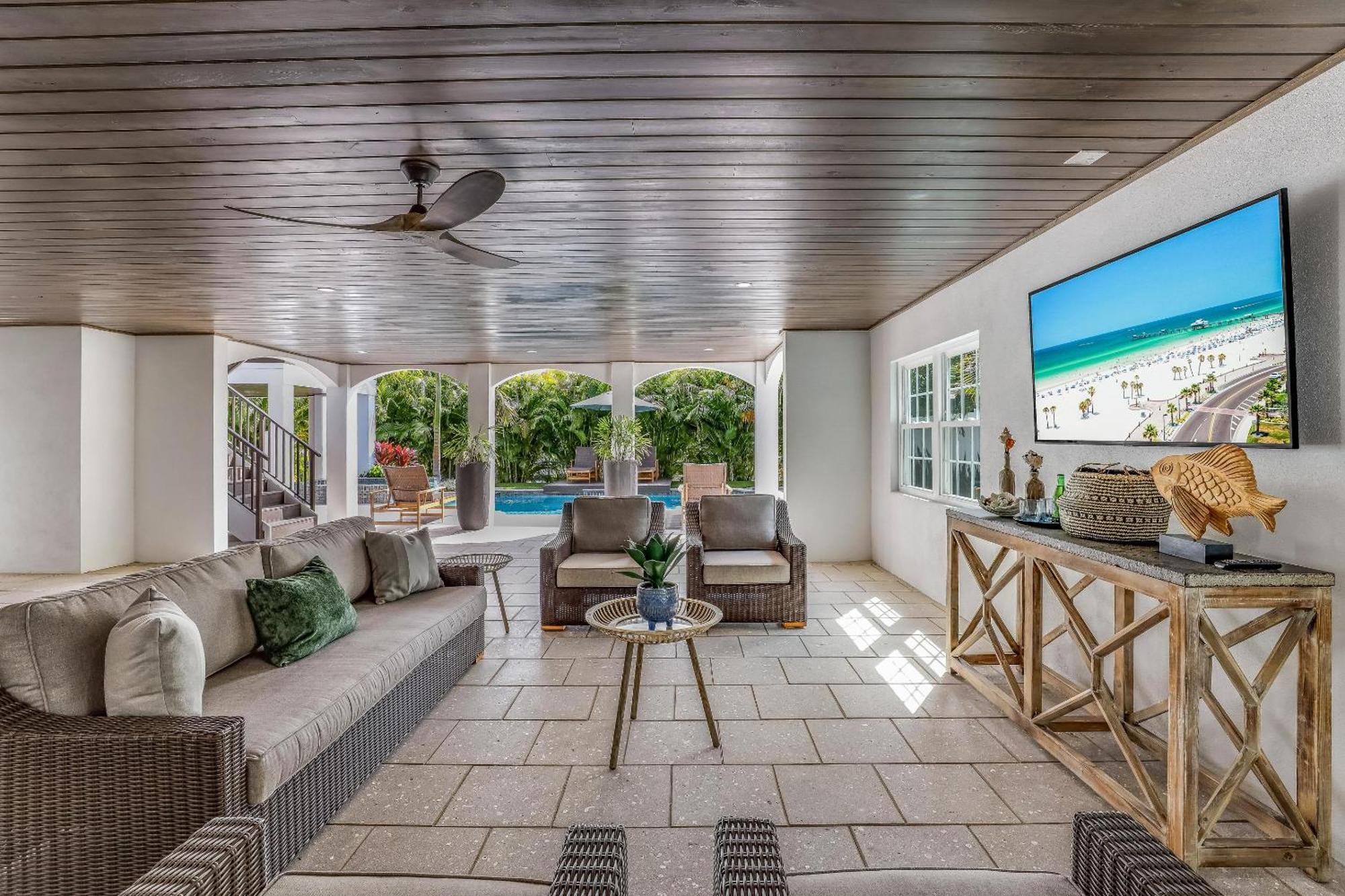Banyan Manor Villa Anna Maria Exterior photo