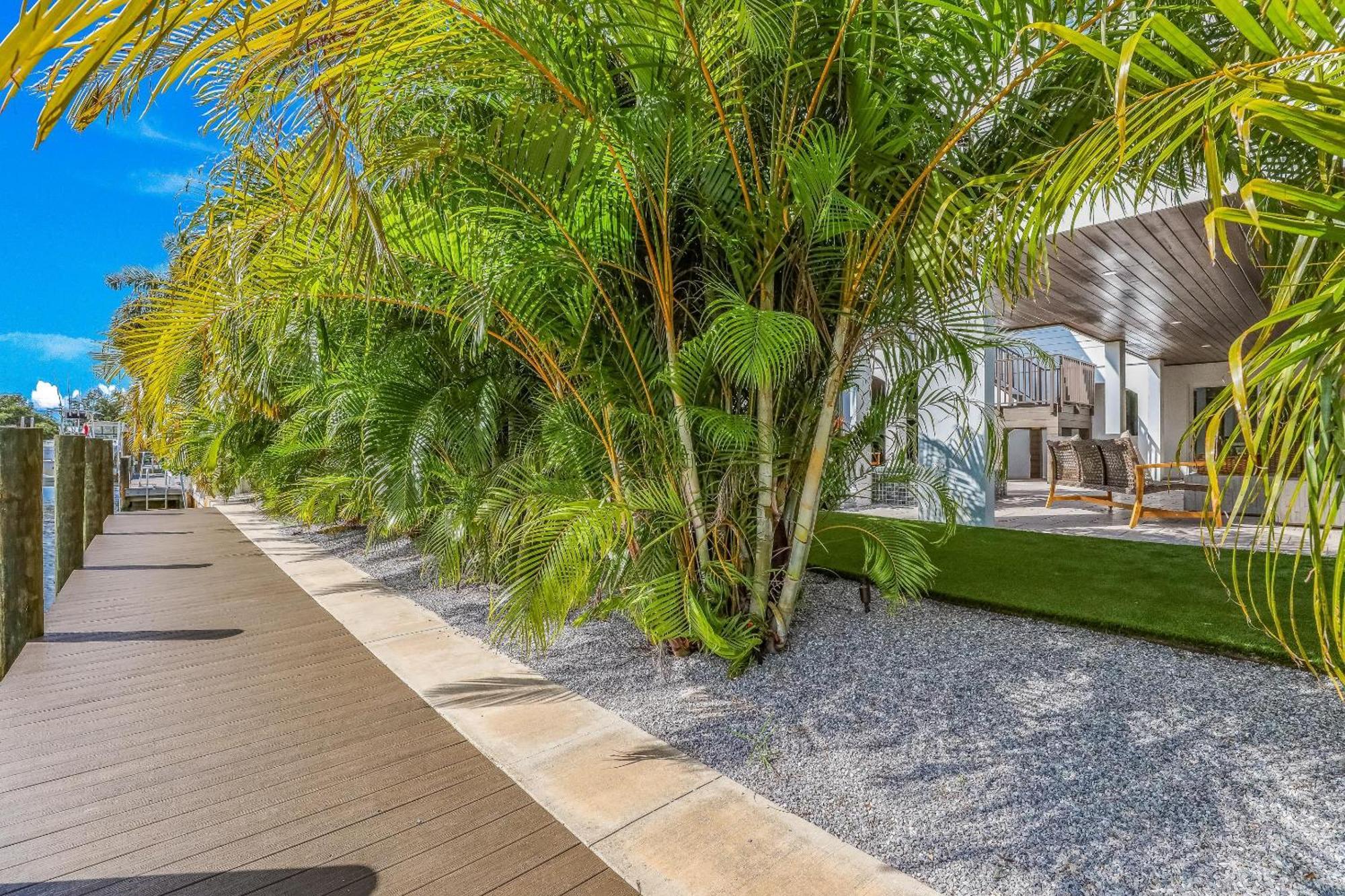 Banyan Manor Villa Anna Maria Exterior photo